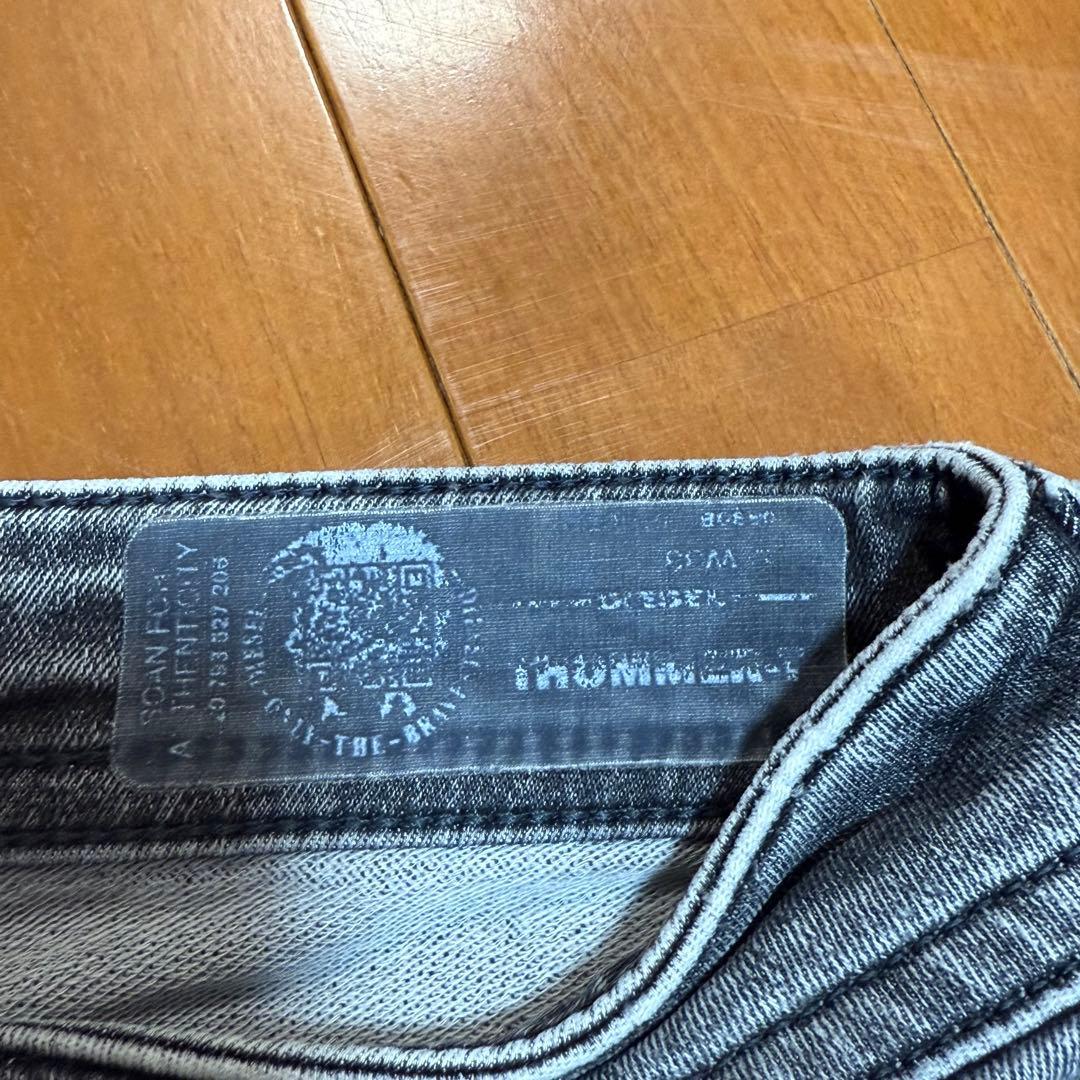 即完売モデル　ディーゼル　ジョグジーンズ　ブラック　33インチ　393