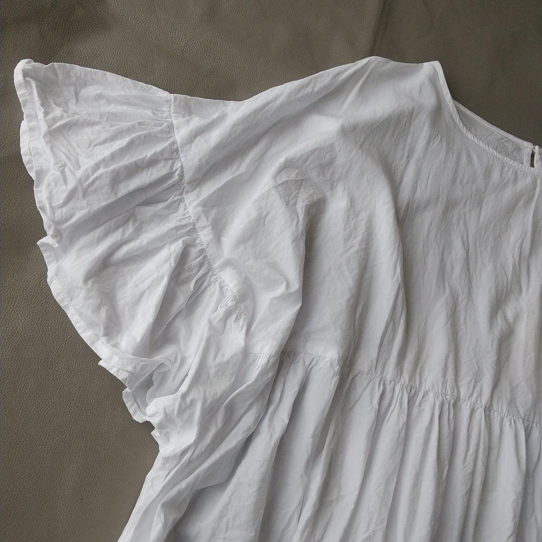 美品✨　白❤️　アーバンリサーチサニーレーベル　ギャザー切替ペプラムブラウス