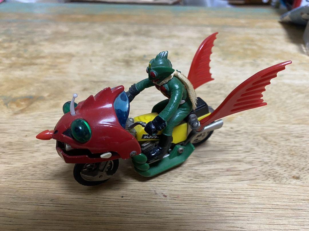 超合金　仮面ライダーアマゾン
ポピニカジャングラー