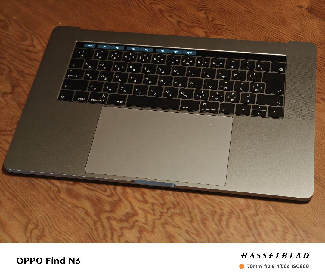 Macbook Pro 2018 15 インチ i7 32GB 液晶なし 画像1