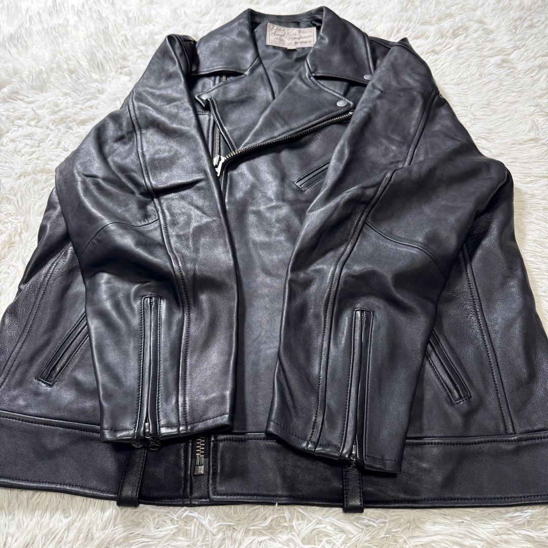 美品/希少✨AVIREX ライダースジャケット 羊革 ラムレザー 黒