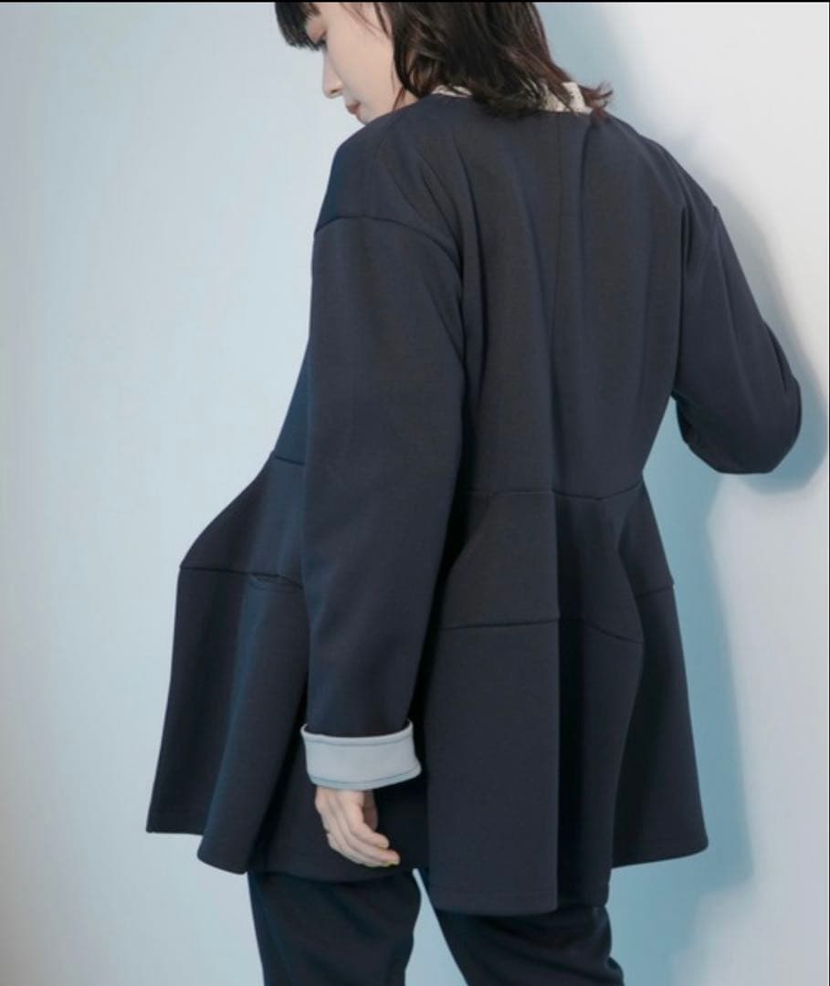 エイミーロウ　Eimee Lawノーカラージャケット 38 ネイビー