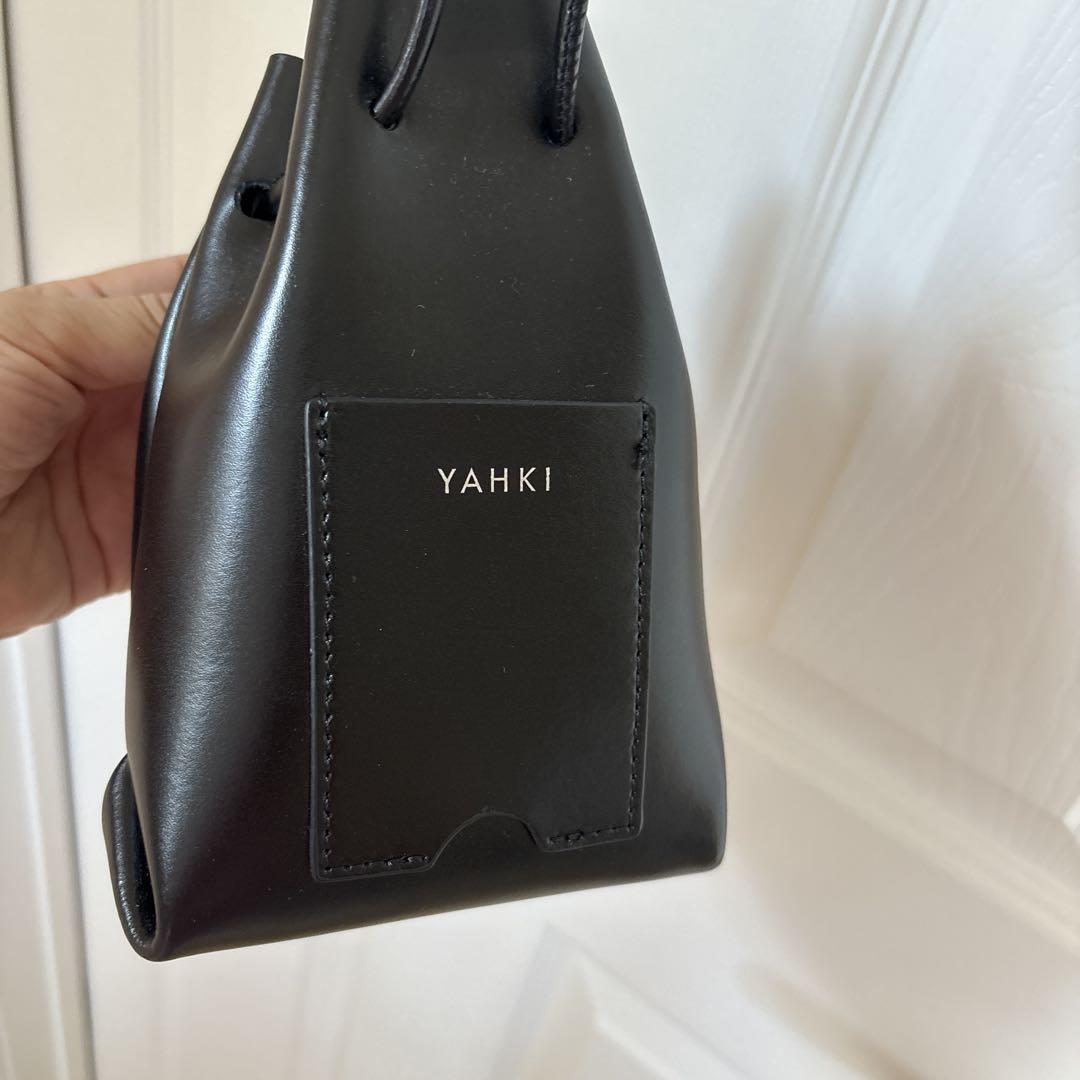 YAHKI ブラック ショルダーバッグ セール】 ○YAHKI 2WAYスクエア ショルダー トート バッグ