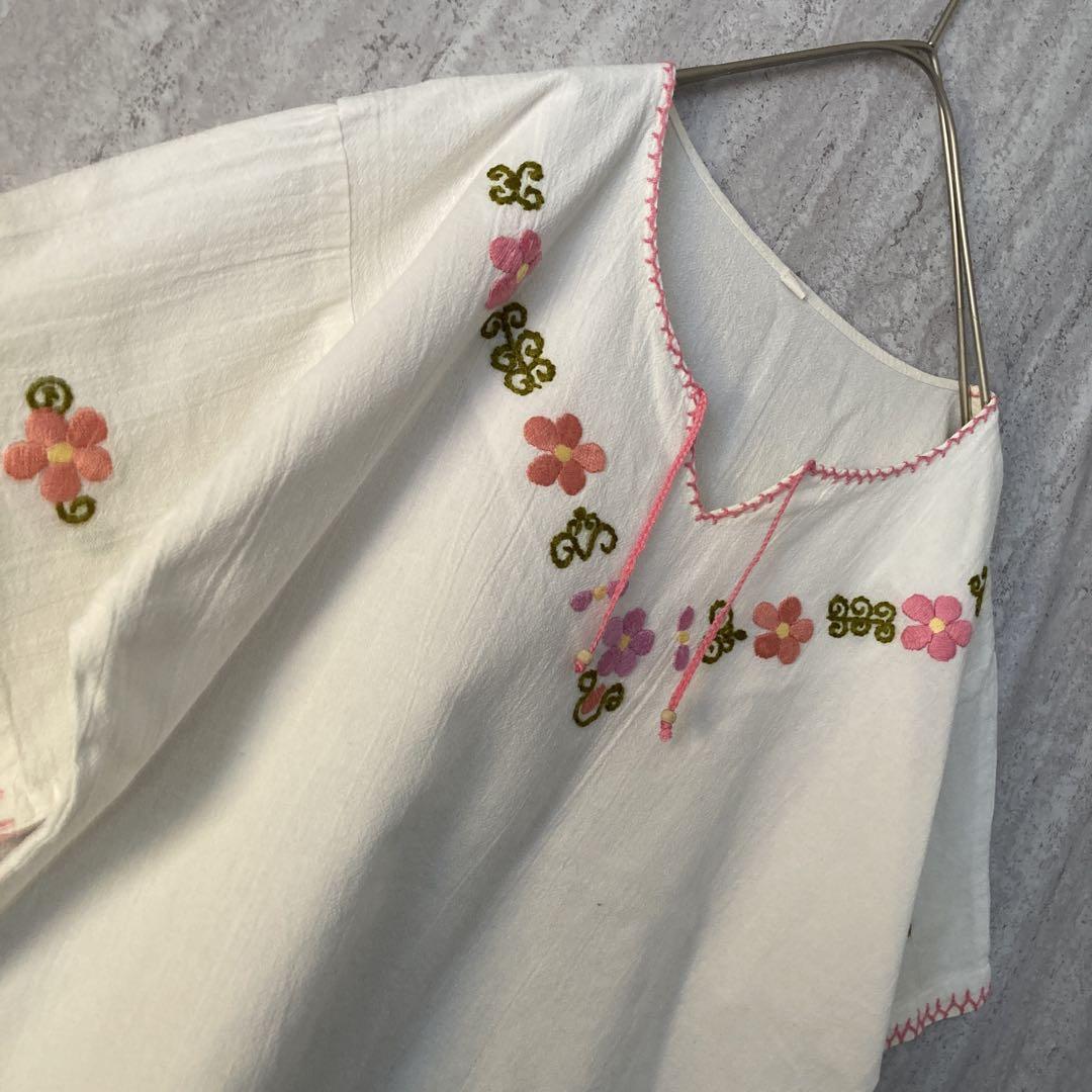 ヴィンテージ ブラウス 半袖 お花刺繍 リボン レトロ 可愛い ホワイト ピンク 5,360円