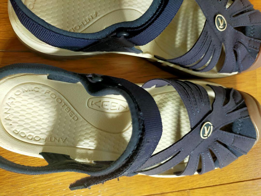 KEEN ローズサンダル　24cm　ネイビー