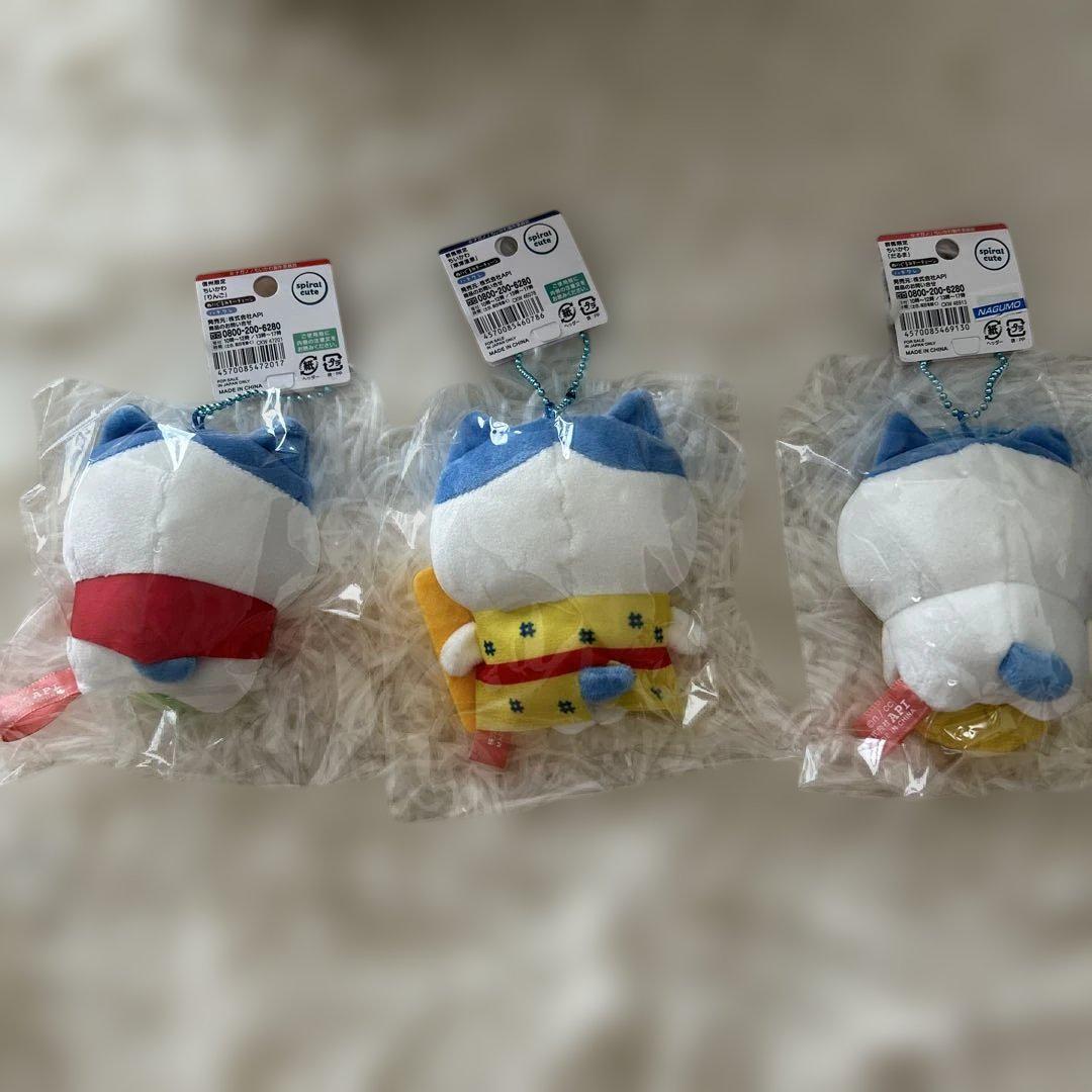 【送料無料ライン/39ショップ】 ご当地 ちいかわ ハチワレ ぬいぐるみキーホルダー セット ご ストラップ