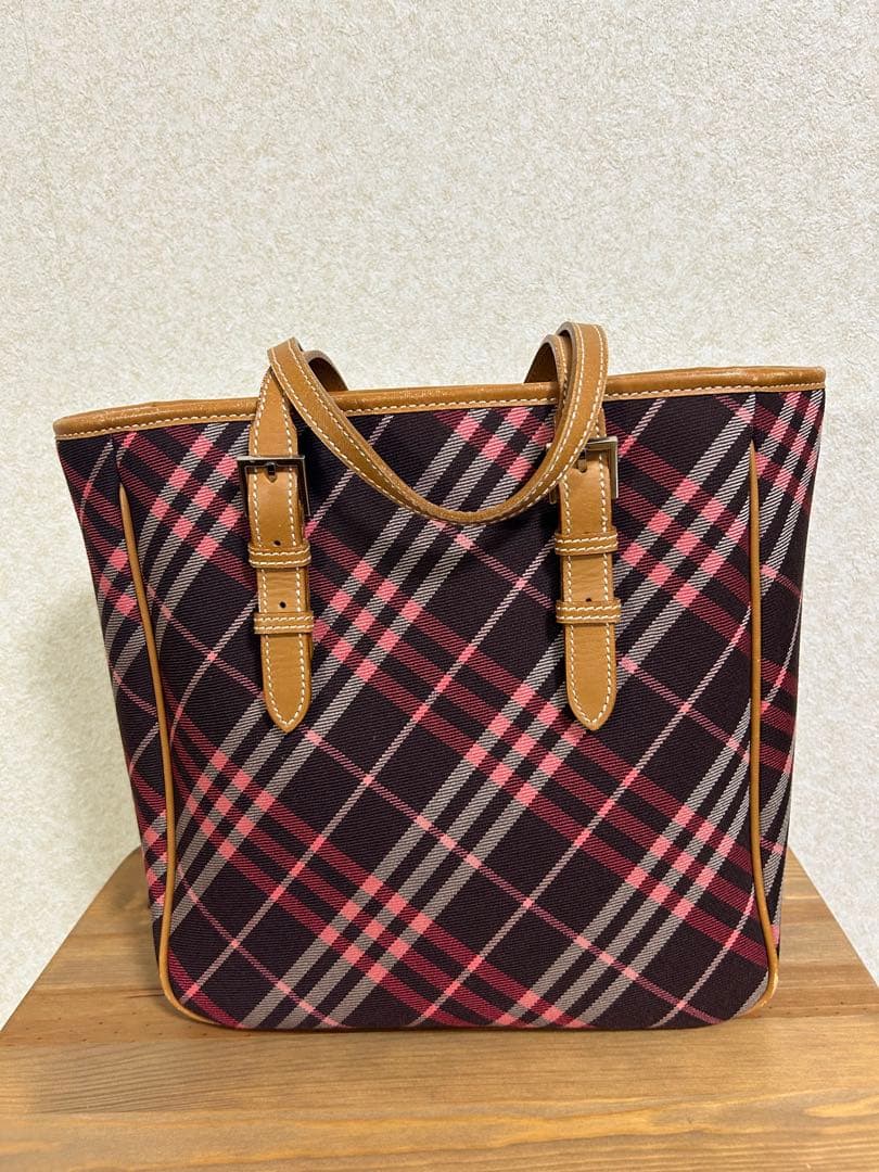 バーバリー　チェック柄トートバッグ