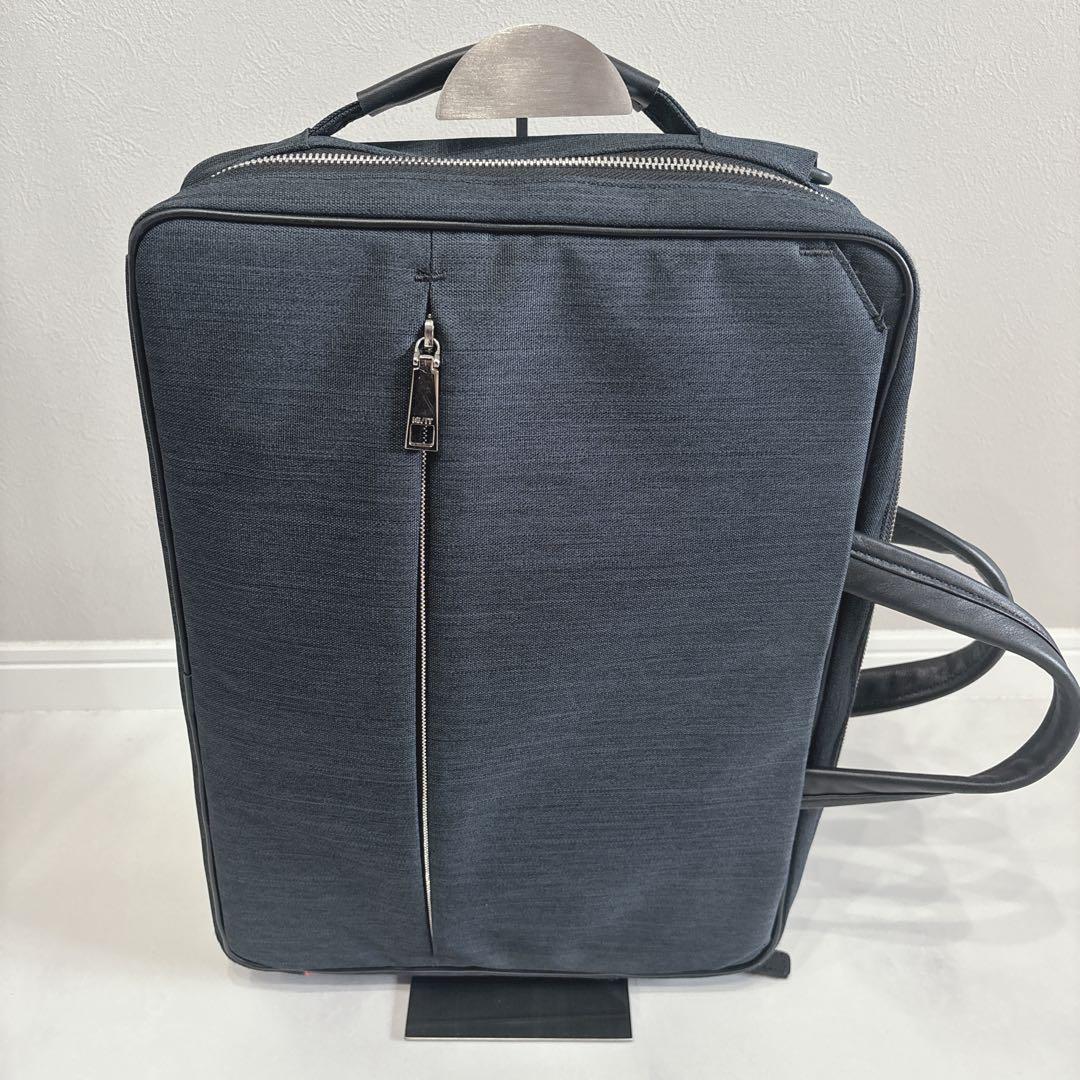 極美品　イズイット ルシェル 3WAY ビジネスバッグ A4リュック 通勤 撥水