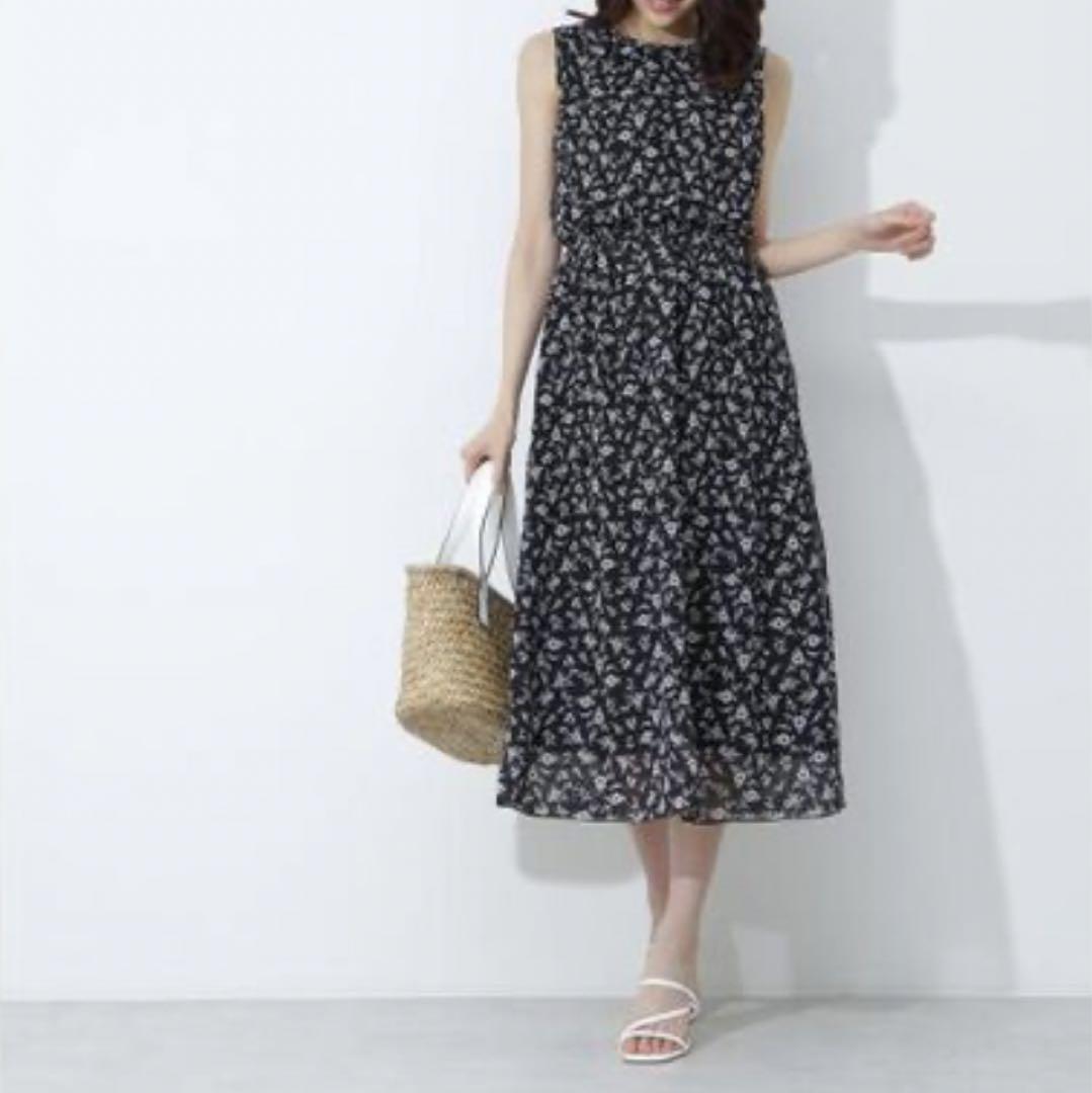 NATURAL BEAUTY BASIC 花柄　マジョリカプリーツワンピース