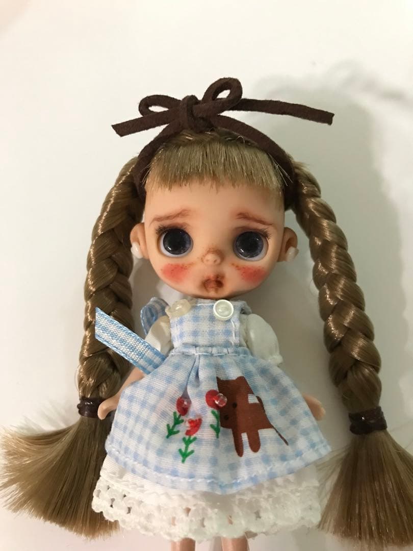 カスタムプチブライス 水色のチェック柄ドレス 作家様 カスタムプチブライス 水色のチェック柄ドレス 作家様