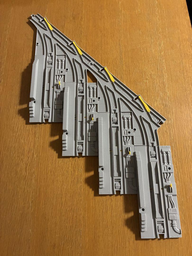 プラレール 車両基地パーツ