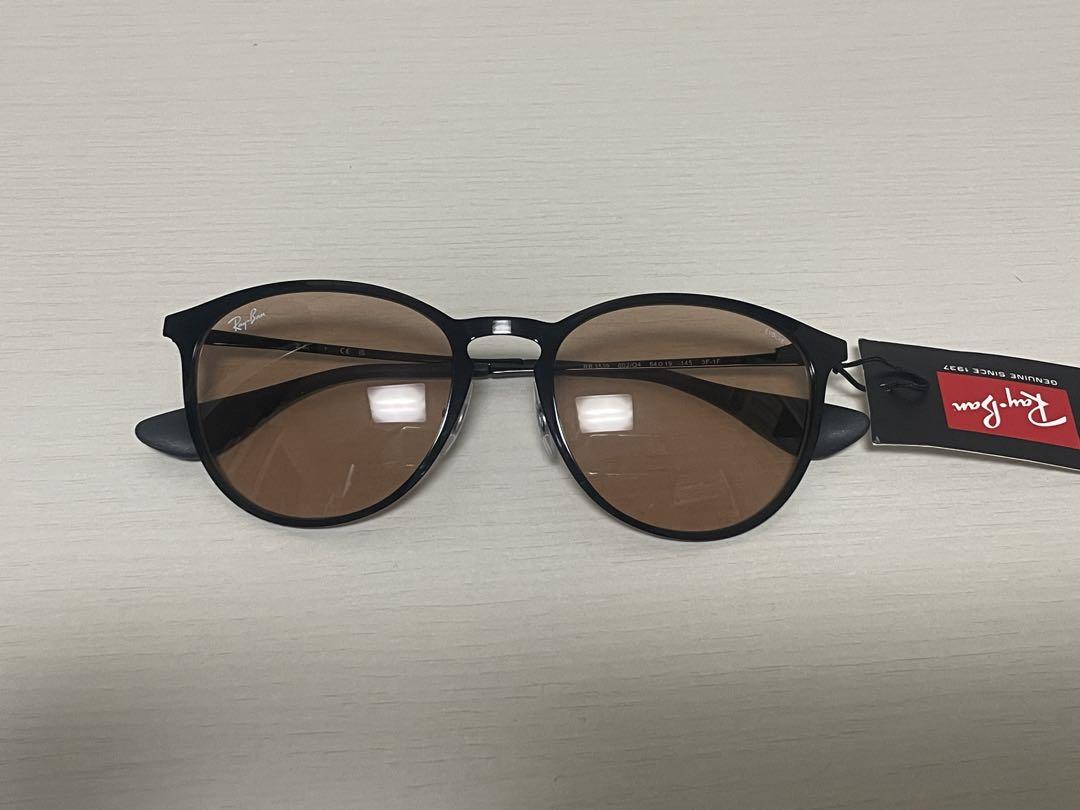 新品 正規品Ray-Ban ブラックフレーム サングラス