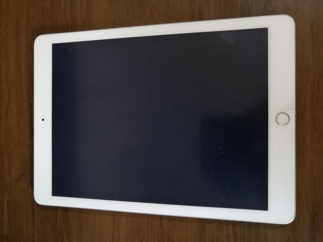 iPad WI-FI 32GB 2018 シルバー apple pencil付き | csm.cg