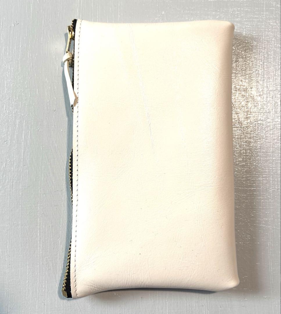 店内商品がすべてレジにて半額！！ ダチョウ だちょう アート刺繍 ポーチ本革 レザー 長財布 ペン バッグ