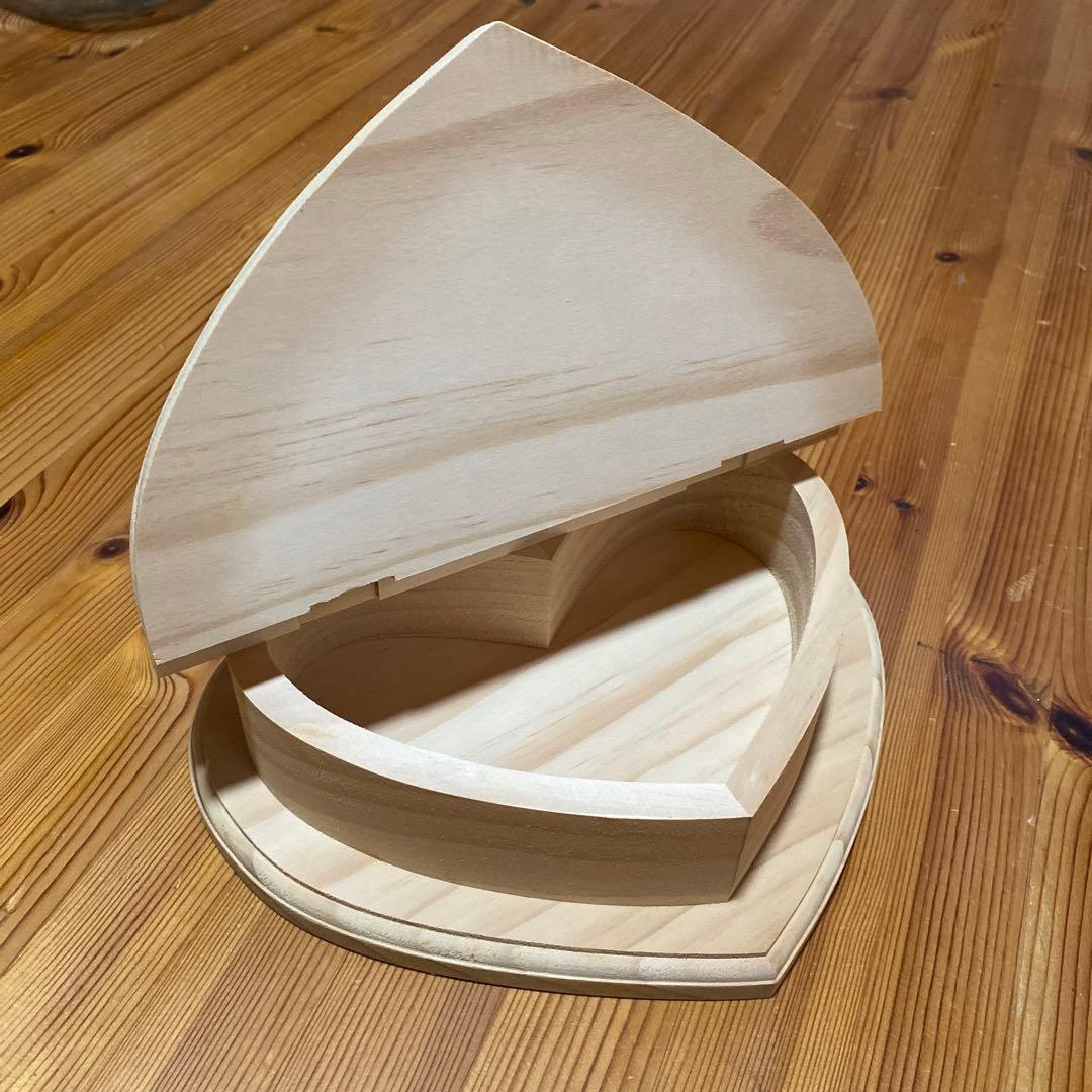 トールペイント白木 ハート型ボックス - メルカリ