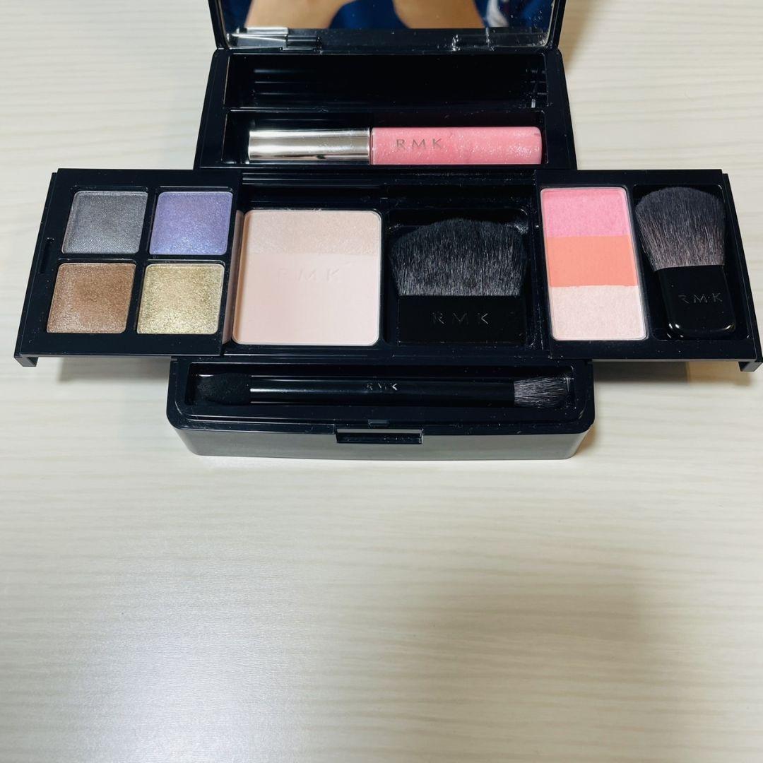 【超美品】RMK メイクアップクリスマスパレット