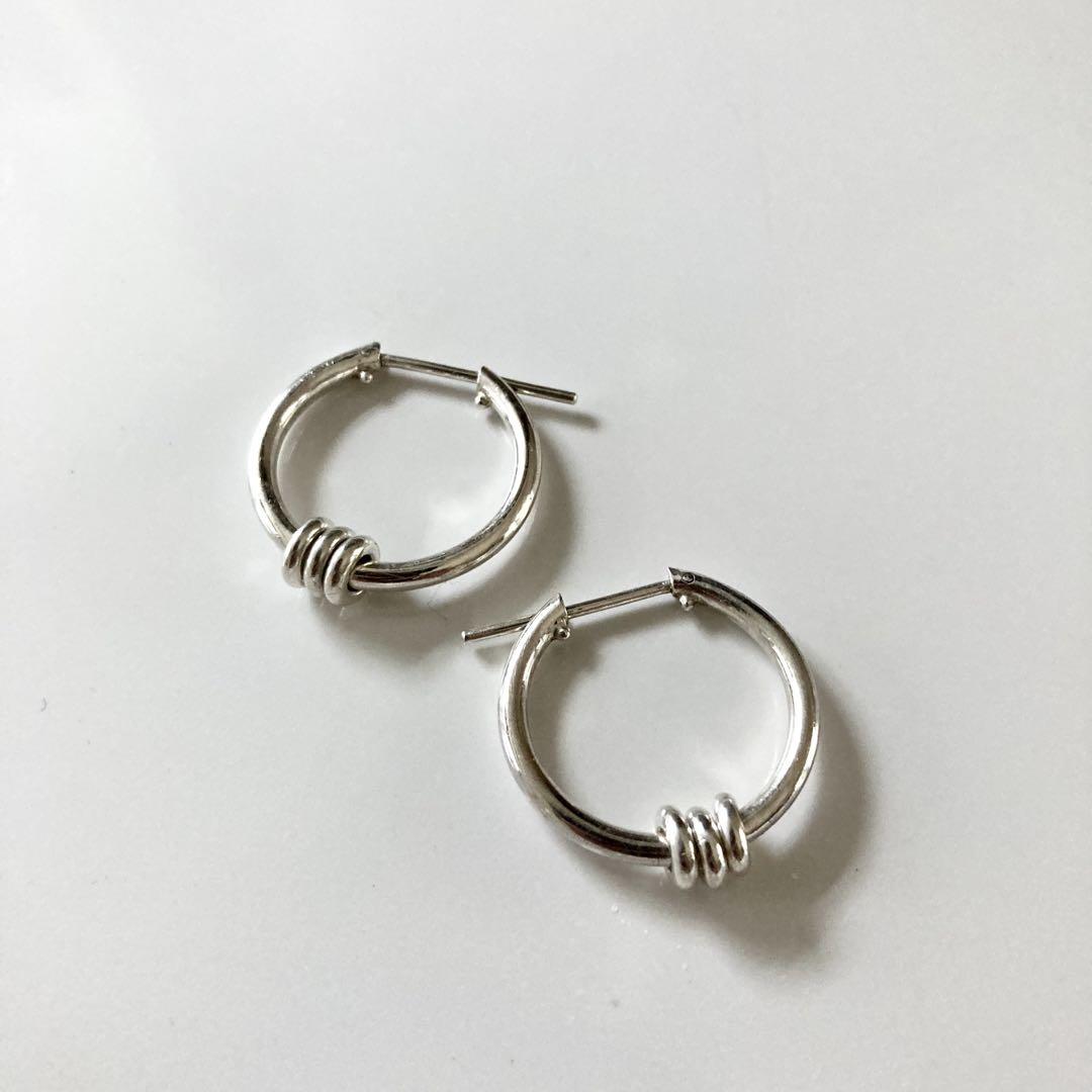 フープピアス　両耳　シルバー925 デザイン　　ヤマト着用 登坂着用