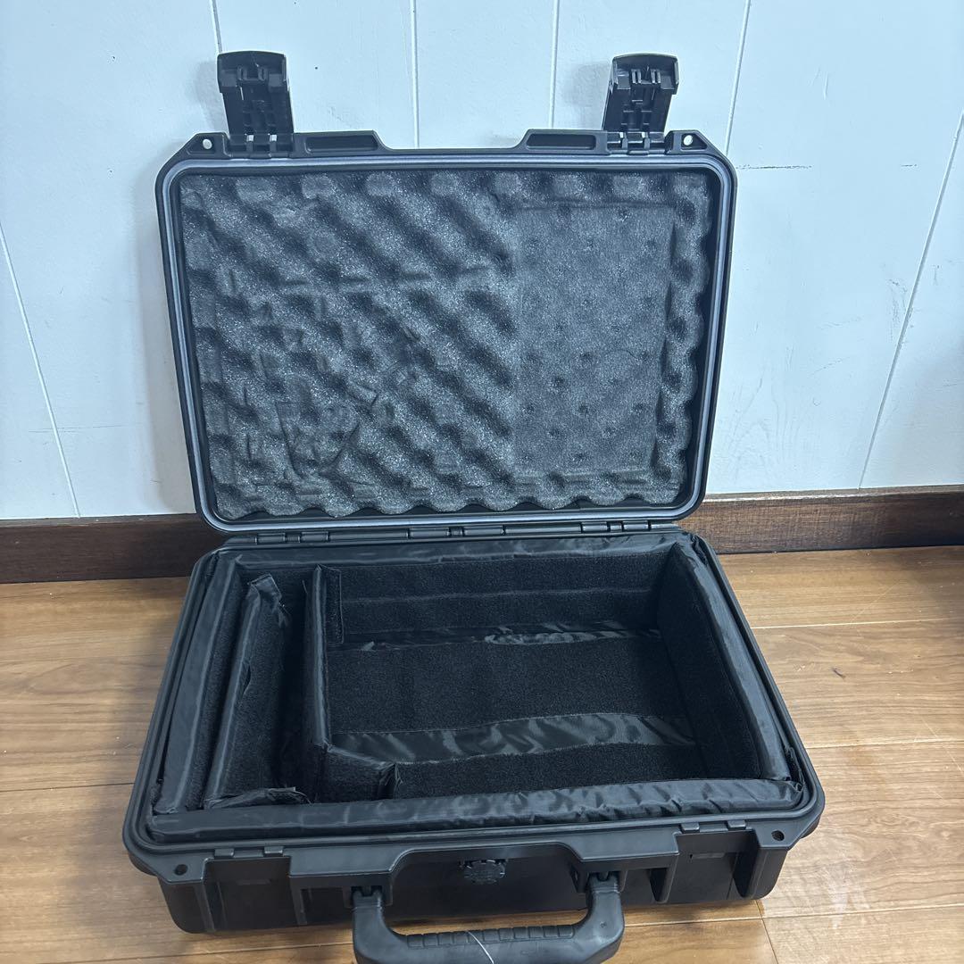 米軍放出品　HARDIGG STORM CASE IM2300 送料無料　① Pelican iM2300 Storm Case with Foam (Black) IM2300-00001 B&H