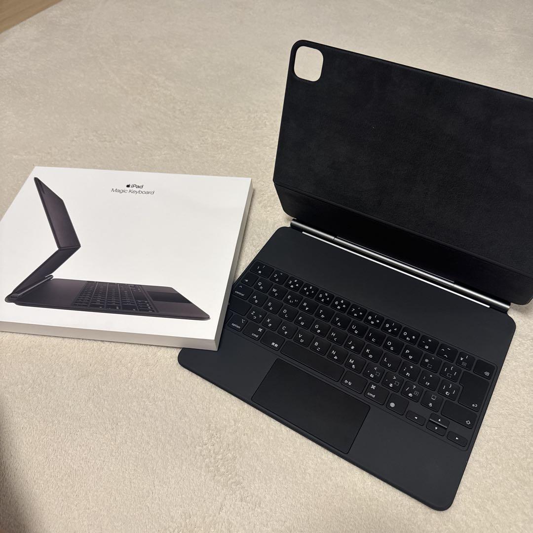 【極美品】Apple 純正 Magic Keyboard 13インチ用 日本語 Magic Keyboard for iPad Pro 13‑inch (M4) - Japanese - White