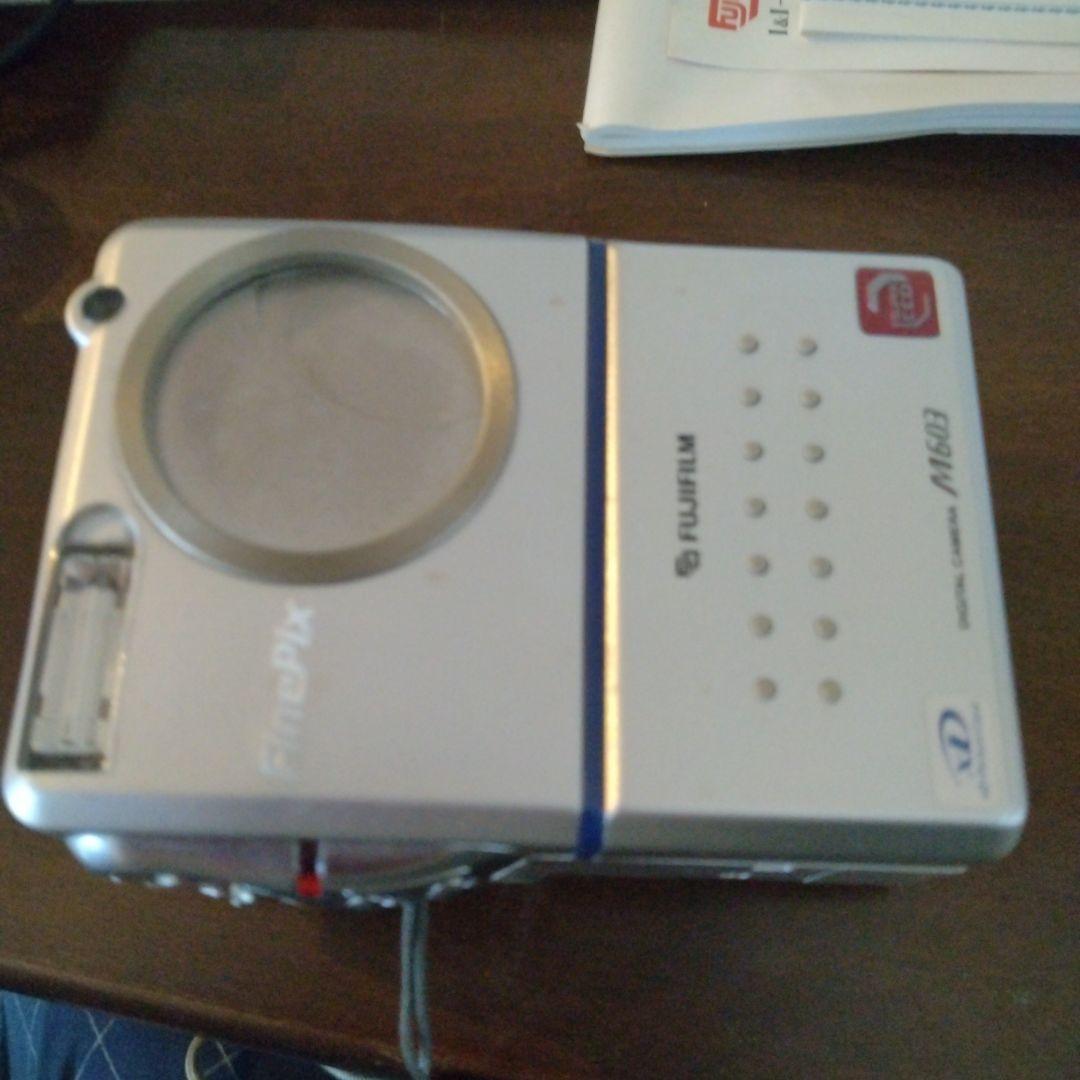 Fujifilm FinePix M603 デジタルカメラ