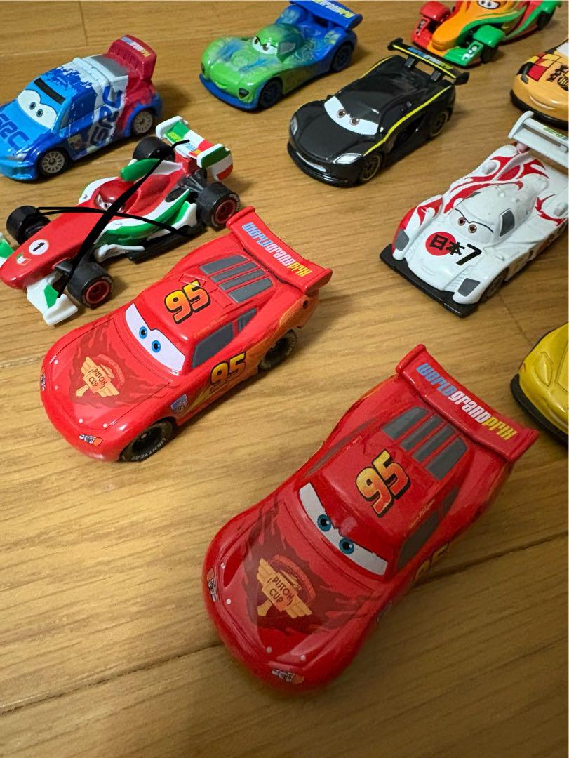 早い者勝ち‼️美品‼️トミカ　カーズ　ミニカー‼️レーサーセット‼️全12台‼️