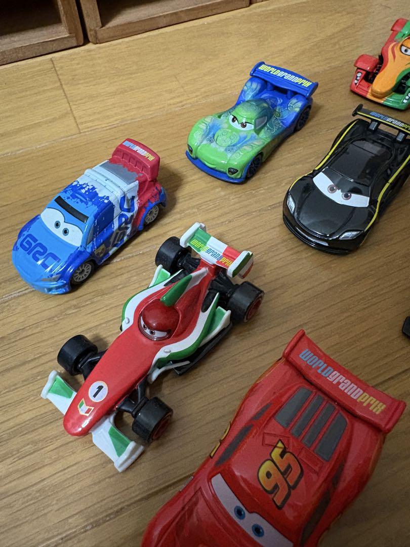 早い者勝ち‼️美品‼️トミカ　カーズ　ミニカー‼️レーサーセット‼️全12台‼️