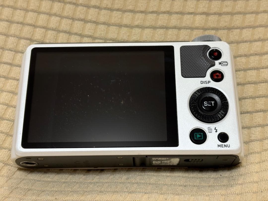 CASIO EX-ZR700 ホワイト CASIO EX-ZR700 ホワイト