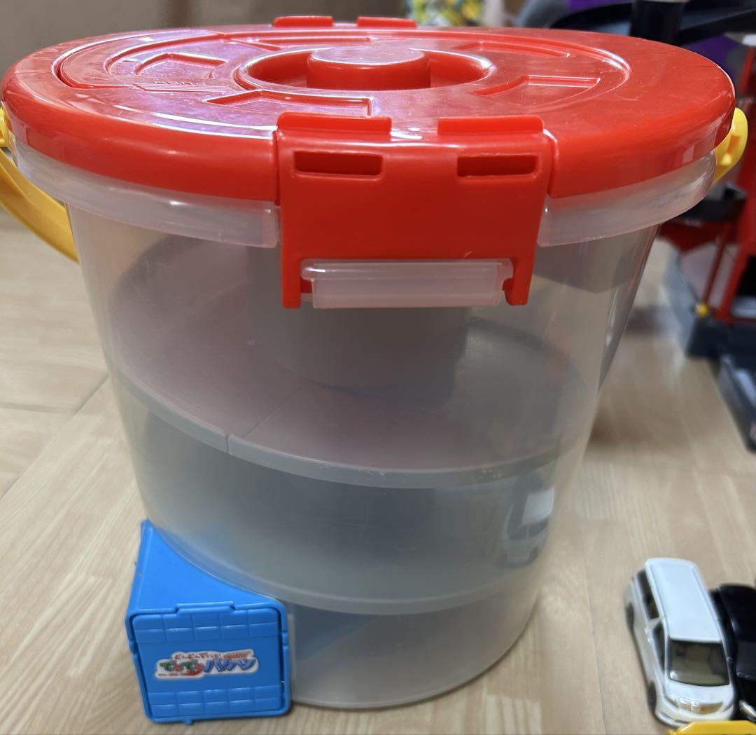 トミカ製品大量　まとめ　ステーション/収納ケース/ バケツ/トラック/ラジコン