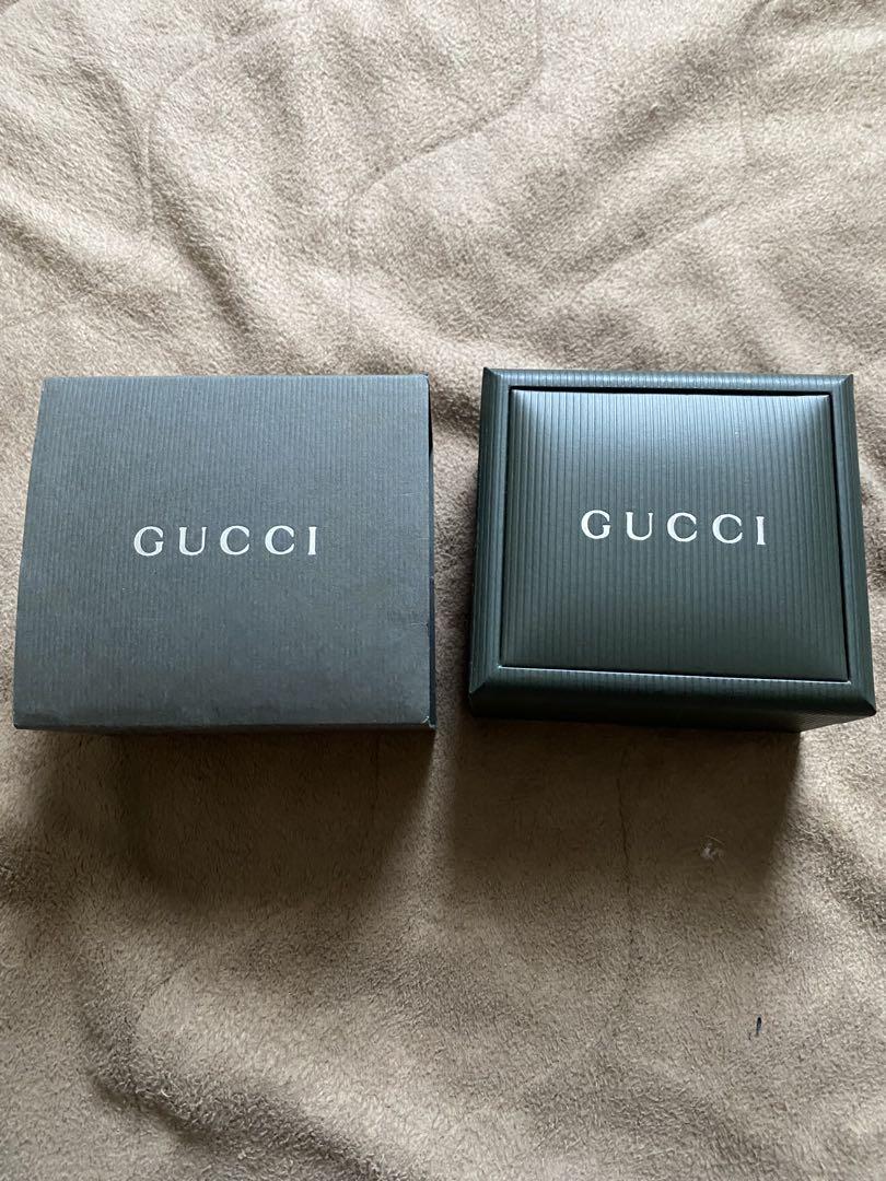 GUCCI クォーツ時計 シルバー ブラック文字盤　ジャンク品