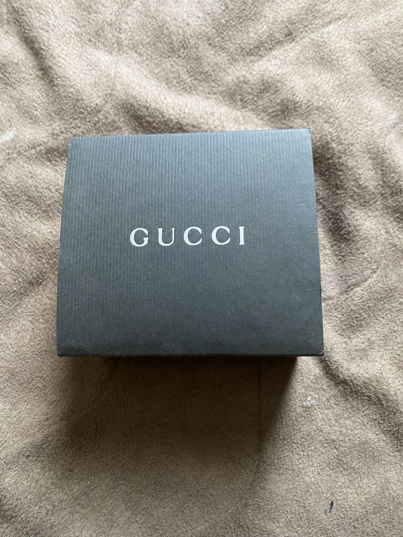 GUCCI クォーツ時計 シルバー ブラック文字盤　ジャンク品