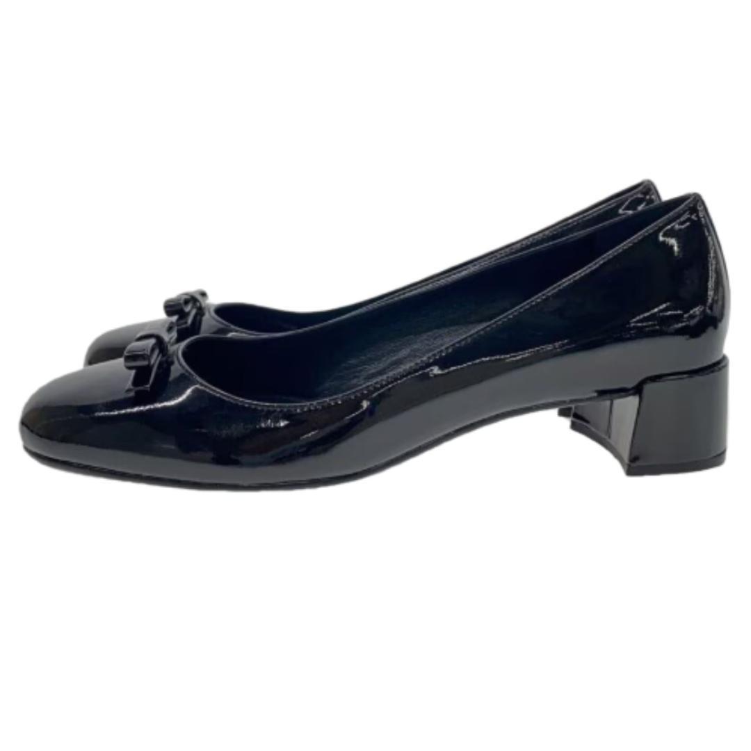 PRADA 光沢ある エナメル ブラック リボン装飾 フラット バンプス