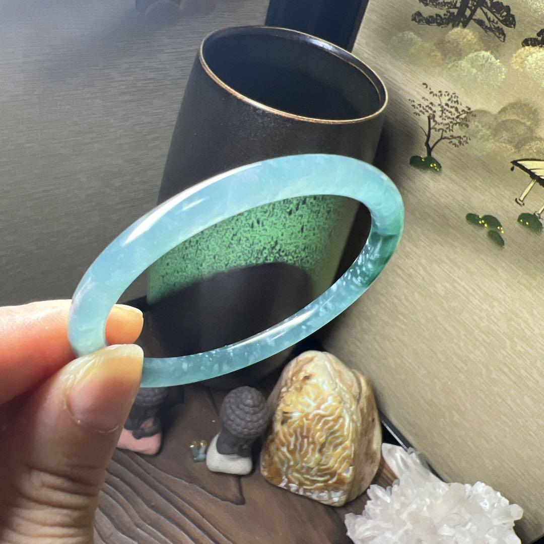 本翡翠、氷藍水丸型バングル