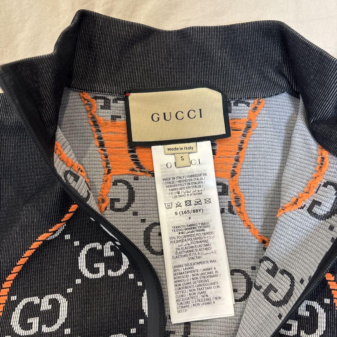 激安通販 GUCCI］クロップドジャケット - メルカリ ウォーキング・ランニングウェア