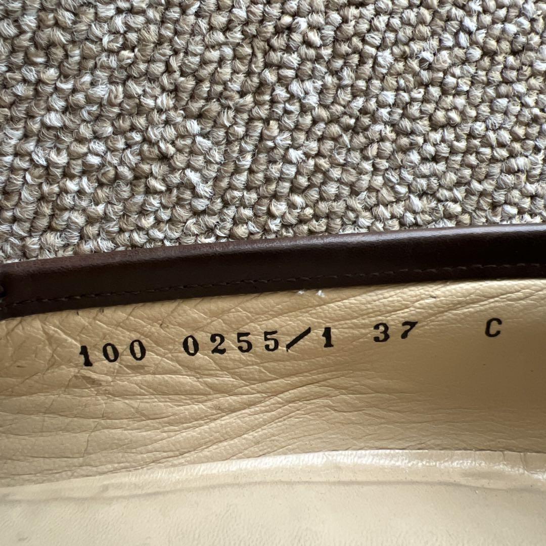 GUCCI ブラウンレザー ローファー ゴールドバックル付き37 C 24cm GUCCI ブラウンレザー ローファー ゴールドバックル付き37 C