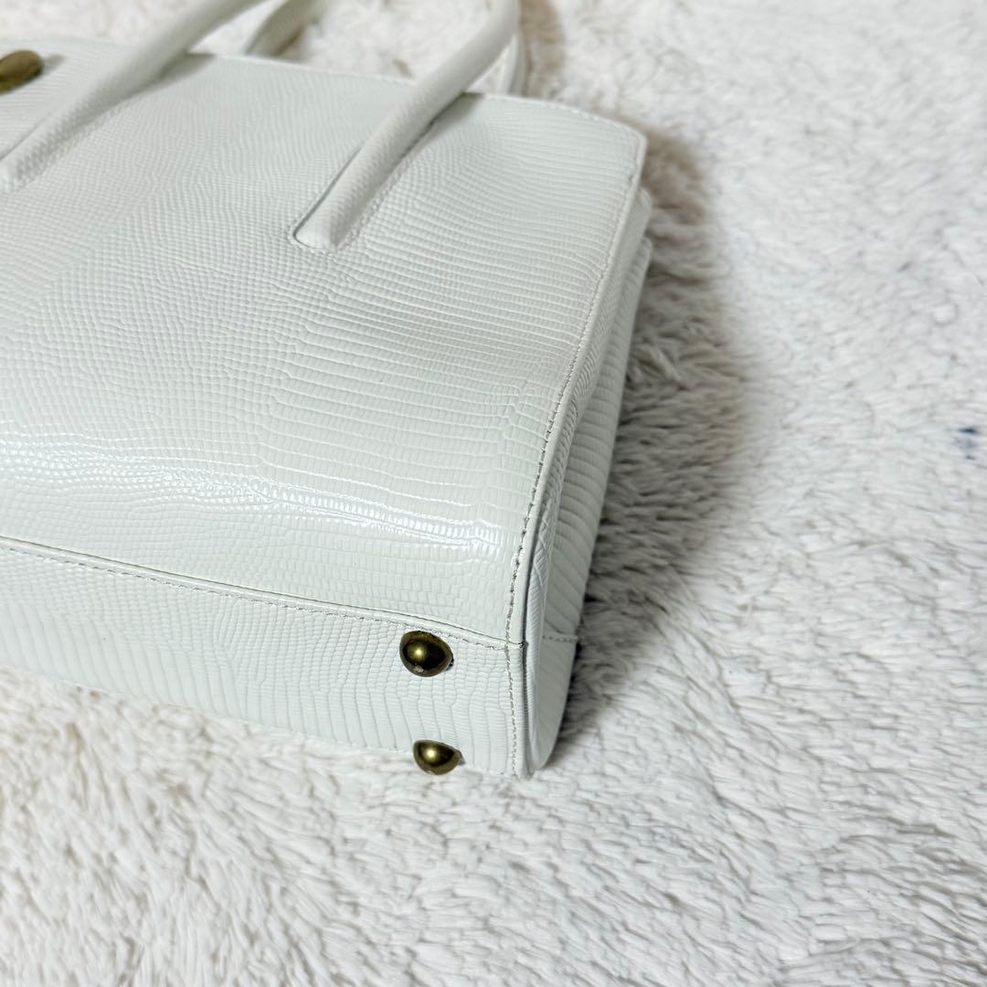 ⭐️新品未使用⭐️ トフアンドロードストーン ジョリーリザード アイボリー スモール ⭐️新品未使用⭐️ トフアンドロードストーン ジョリーリザード アイボリー スモール