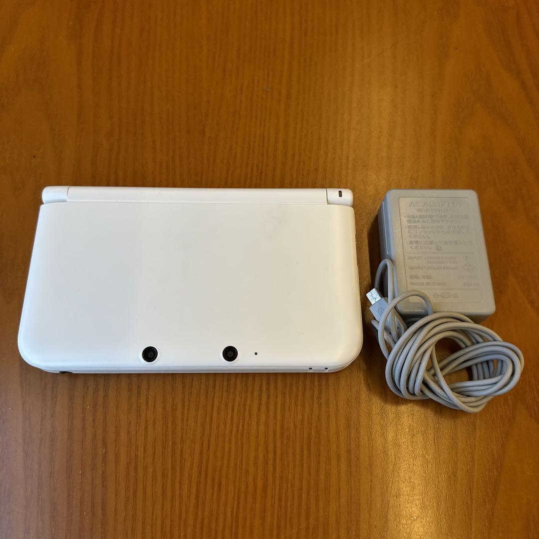 615 Nintendo 任天堂 ニンテンドー 3DS LL ホワイト