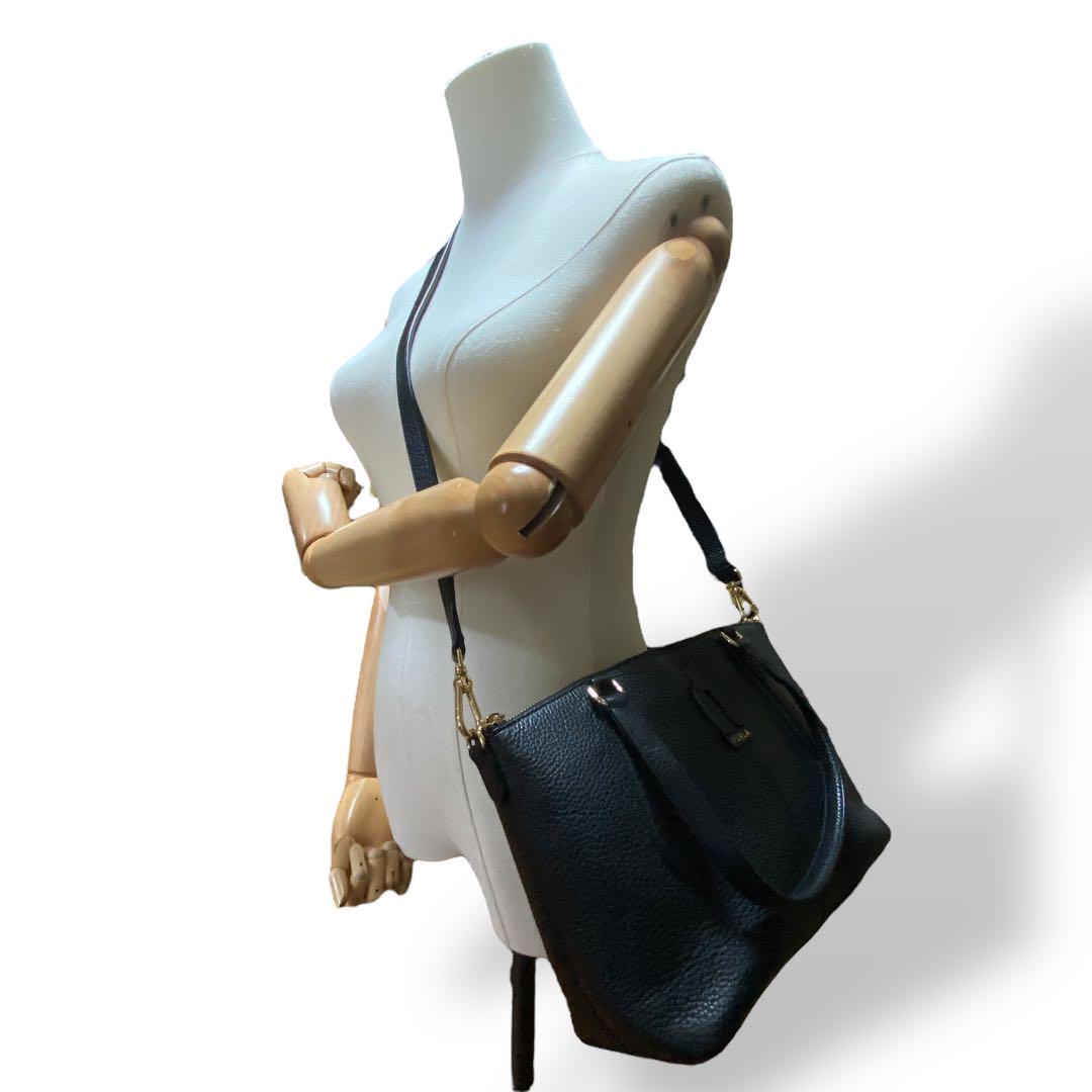 ✨極美品✨ FURLA フルラ ショルダーバッグ 黒 ブラック レザー