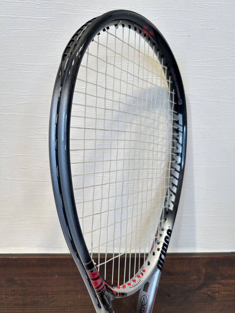 ◇テニスの王子様・赤澤吉朗モデル◇ prince サンダースーパーライトチタニウ ◇テニスの王子様・赤澤吉朗モデル◇ prince サンダースーパーライトチタニウ