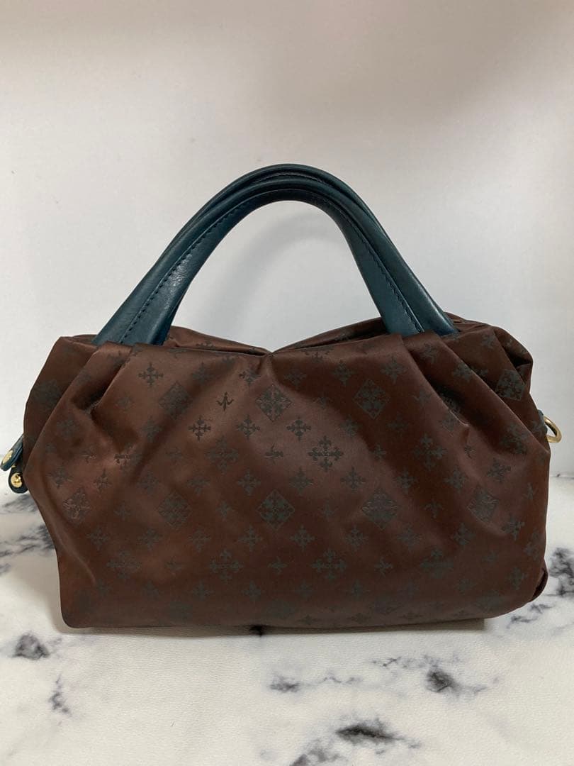 ほぼ未使用ラシットカラーハンドル三層構造キルティング2wayショルダー