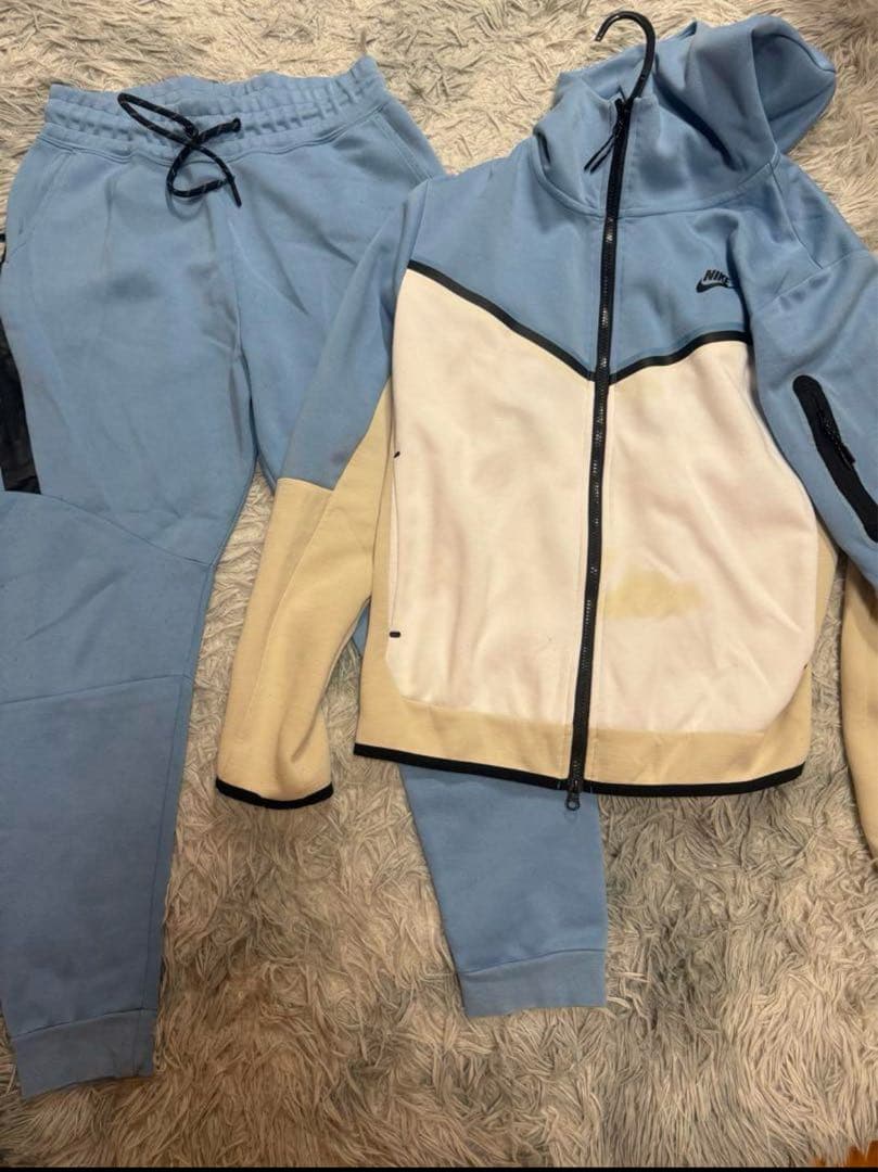 ナイキ テックフリース セットアップ