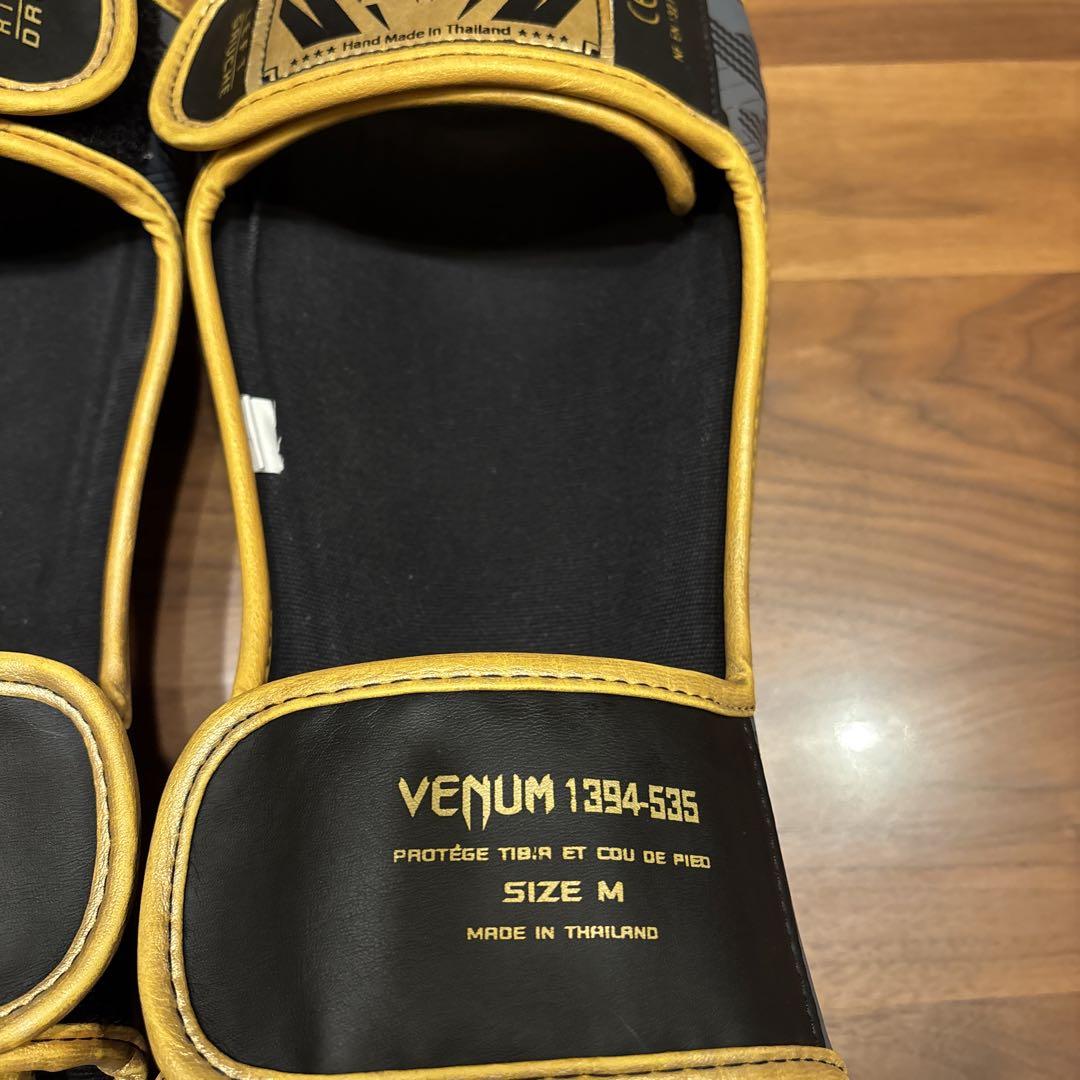 Venum ボクシングシンガード Mサイズ ブラック/ゴールド　レガース