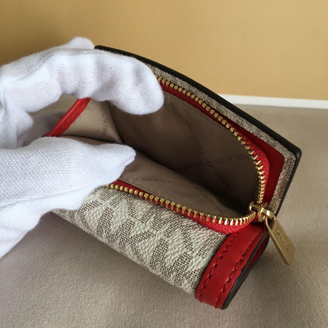 新品　MICHEAL KORS マイケルコース　三つ折り　財布　レッド 新品 MICHEAL KORS マイケルコース 三つ折り 財布 レッド - 小物本物