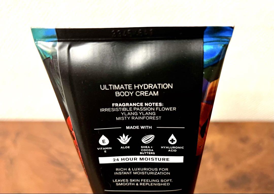 IZ  Bath & Body Worksボディクリーム ３本セット