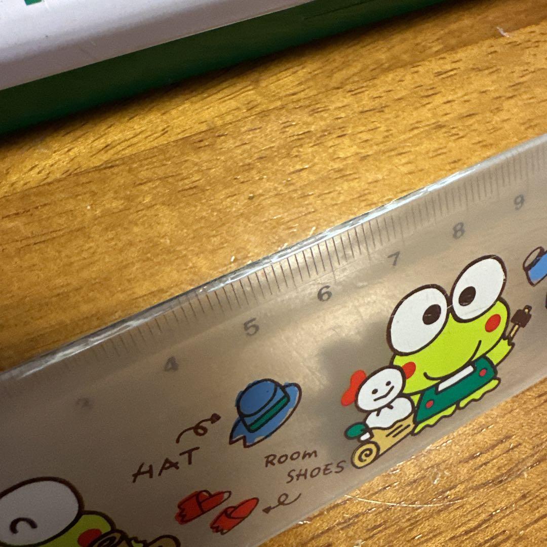 昭和レトロ】けろけろけろっぴ 缶ペンケース ものさし セット 昭和レトロ】けろけろけろっぴ 缶ペンケース ものさし セット