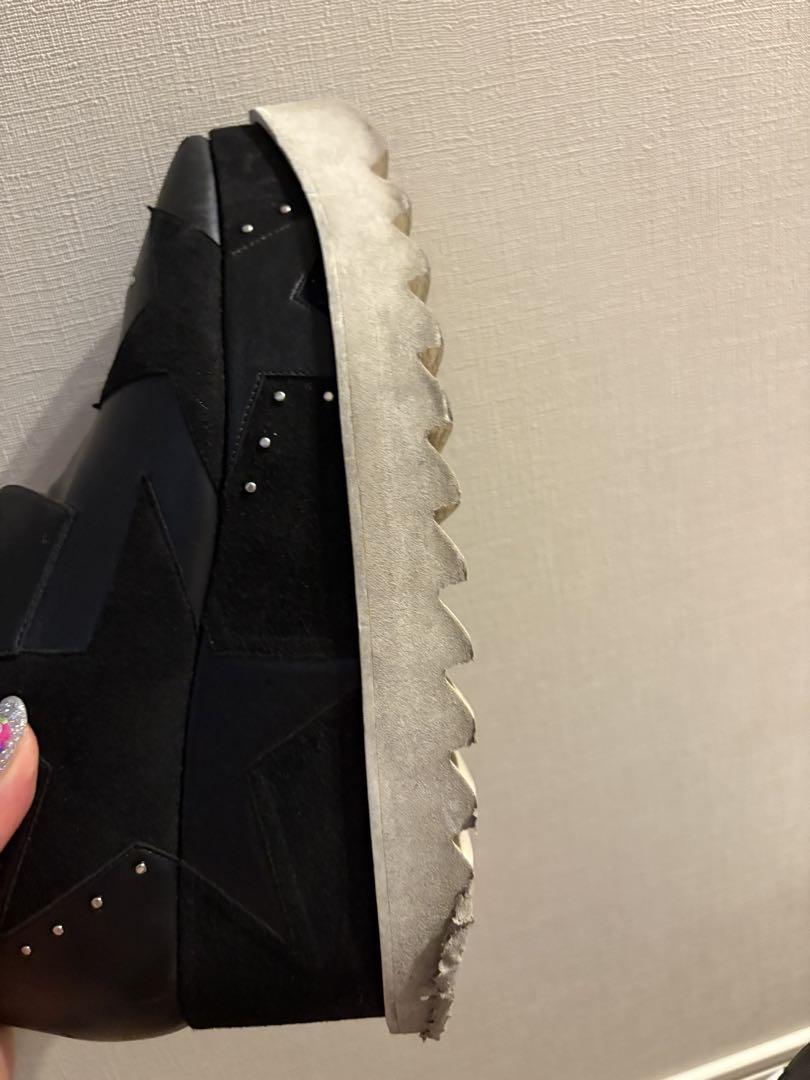 スニーカー