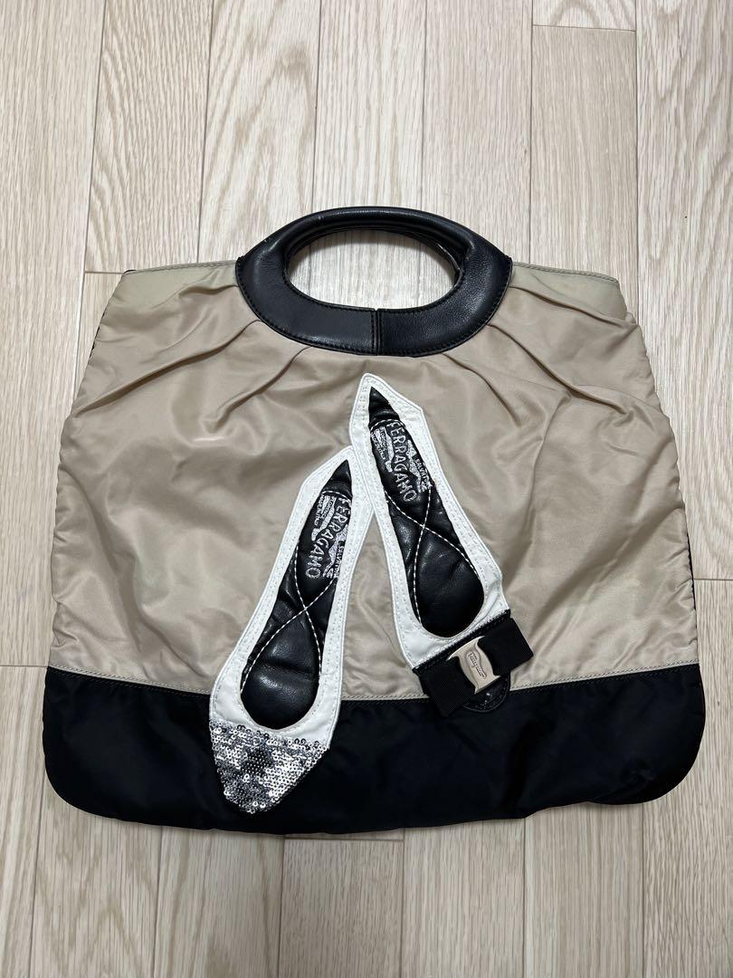 限定値下げ　美品　Ferragamo ショルダーバッグ　ハンドバッグ