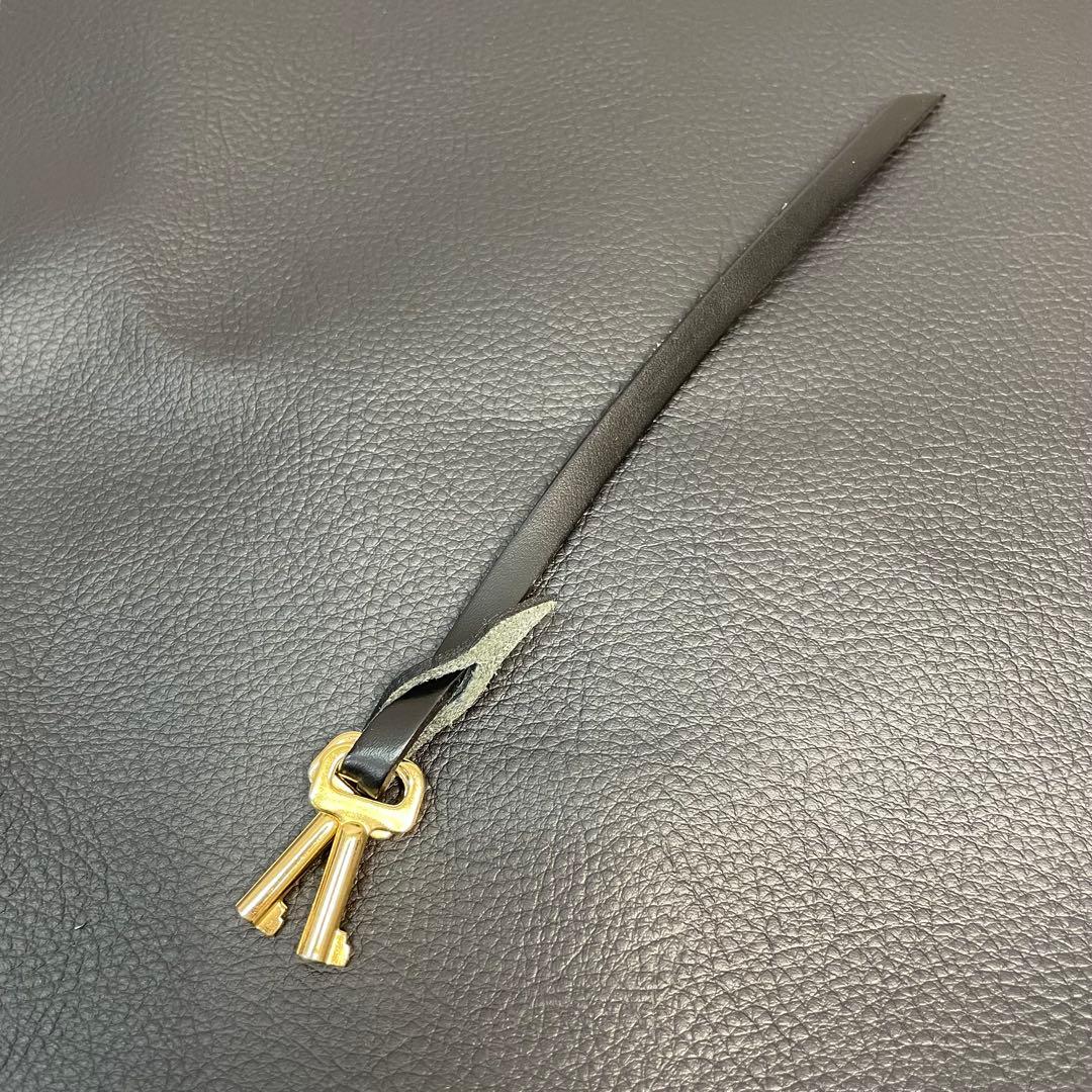 LOUIS VUITTON キーチャーム ゴールド LOUIS VUITTON キーチャーム ゴールド