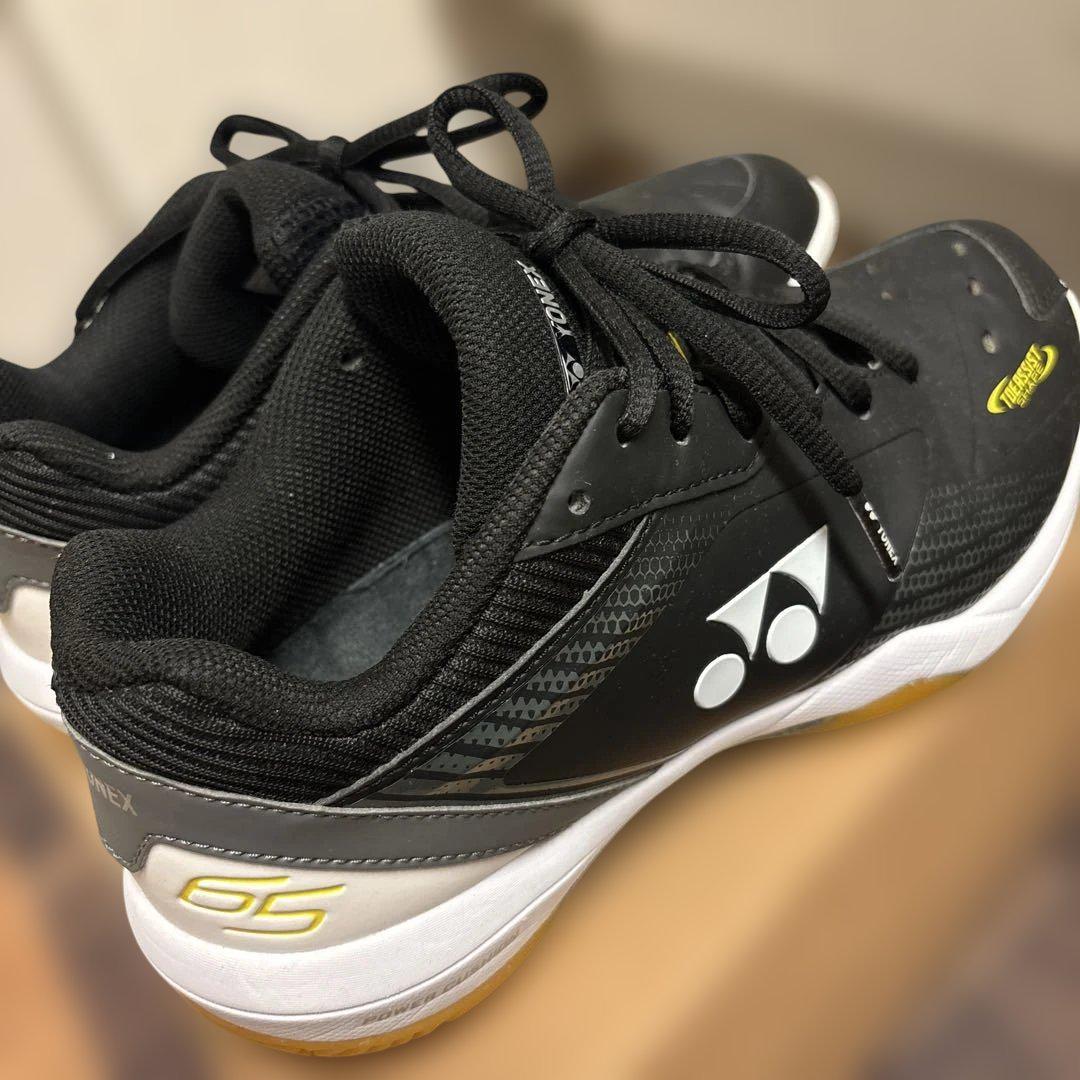 YONEX バドミントンシューズ パワークッション65Z ブラック 24cm