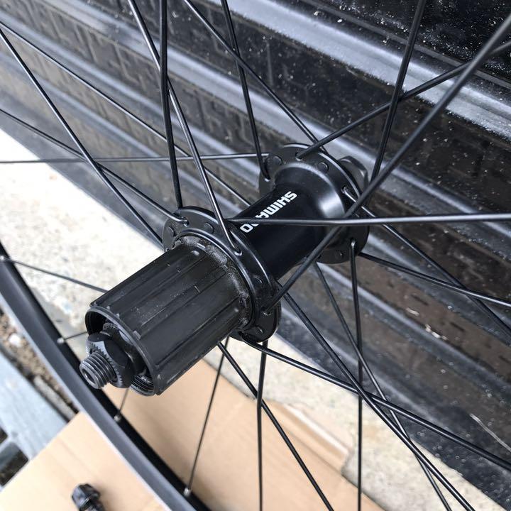 SHIMANO 前後セット z5lpX-m98400017074 WH-RS010 国産格安