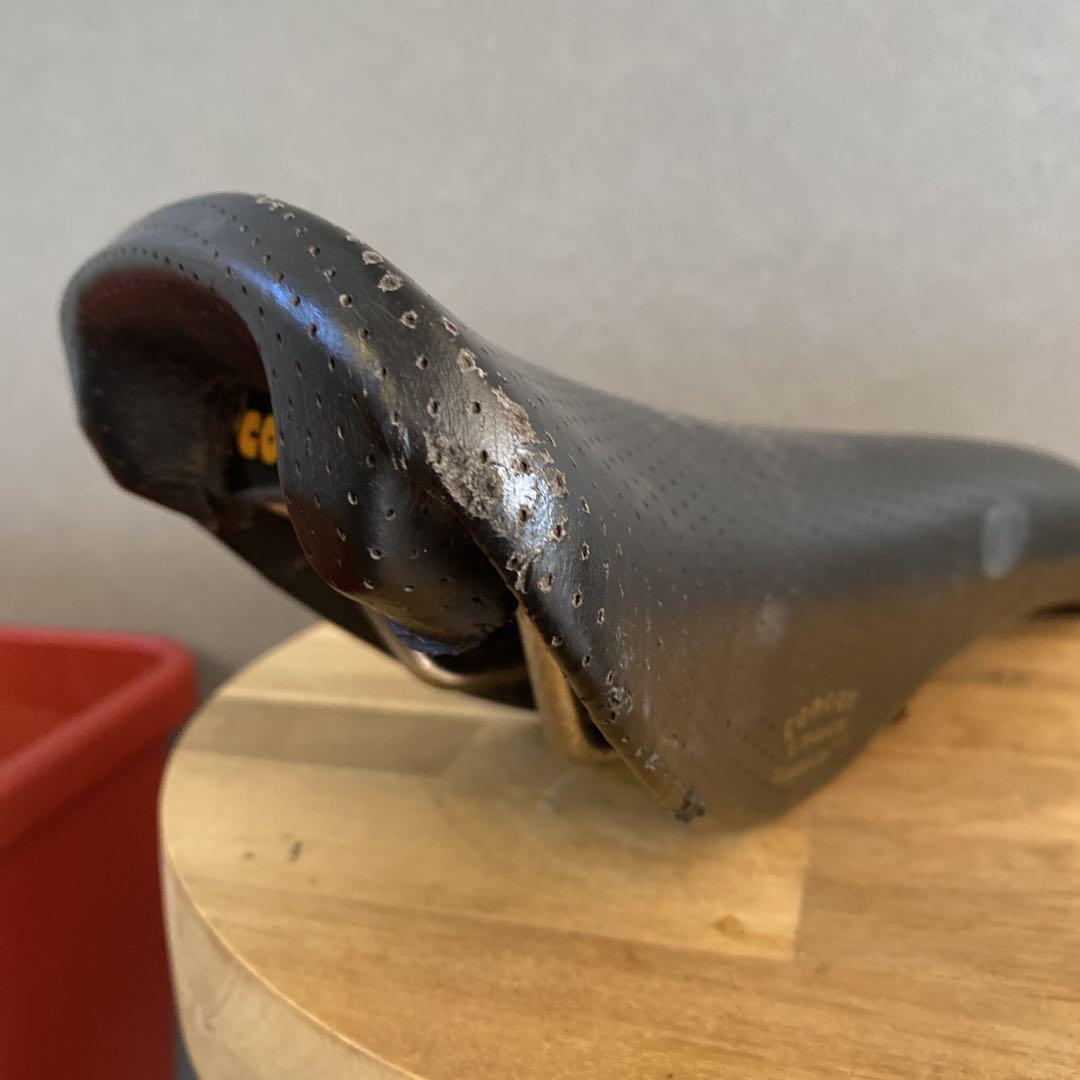 concor supercorsa サドル 黒
